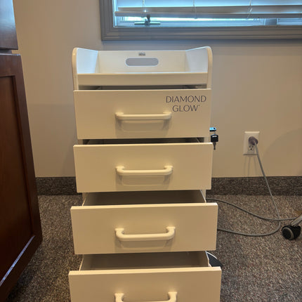 Allergan DiamondGlow w/ Cart *Excellent Condition* for Sale